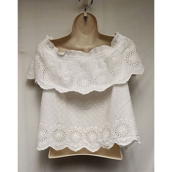 AMERICAN EAGLE OUTFITTERS Women's White Eyelet Off Shoulder Top Size Small - Picture 4 of 5